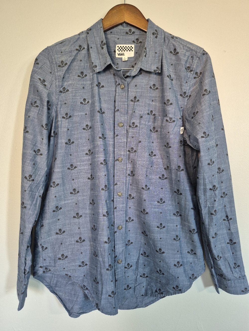 Vans Skull Print Chambray Button Up Long Sleeve Shirt Large
